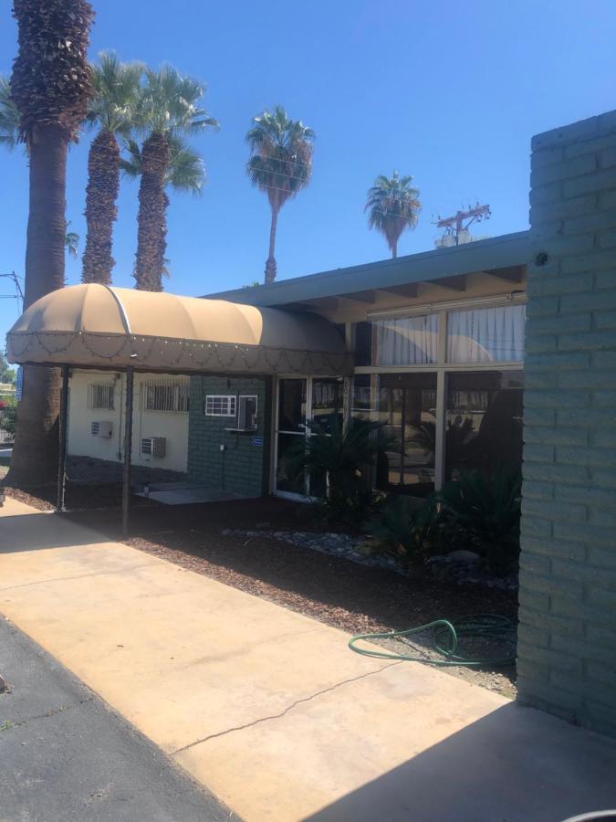 Palm Shadow Inn Motel Indio Buitenkant foto